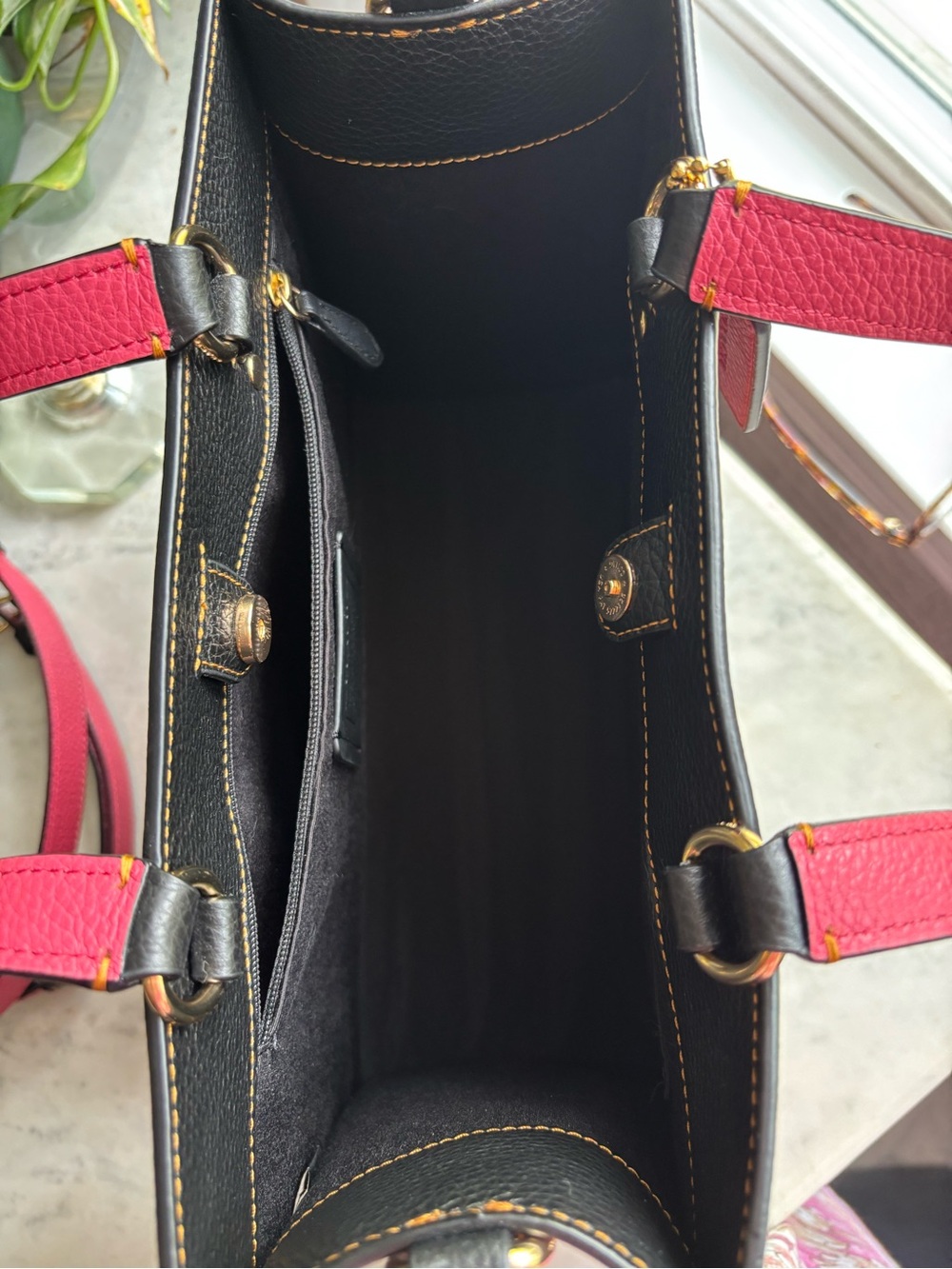 Coach Brown Signature NYC Skyline Apple Patch - Picture 8 of 11